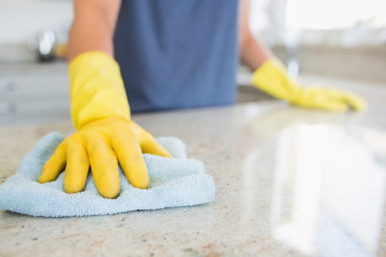 Tips for Easy Dinner Cleanup - Gooseneck Vineyards